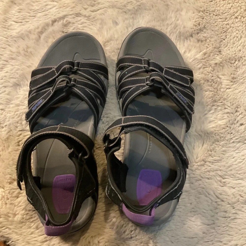 Teva Tierra Sport Sandals Size 8 Black‎ Gray Purple Accent Hiking Water Womens